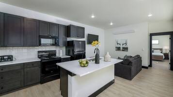 Fridge, microwave, oven, stovetop