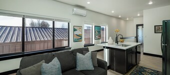 New! Modern 2BR/2BA at Summit Flats | Easy Access to Town & Outdoors!