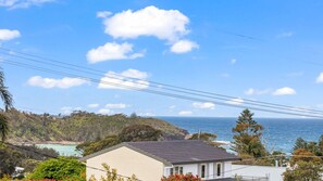 Exterior - The White House in Mollymook Beach (Mollymook Beach)