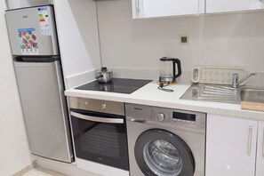 Microwave, oven - Studio Karatchi Centre Casablanca (Casablanca)