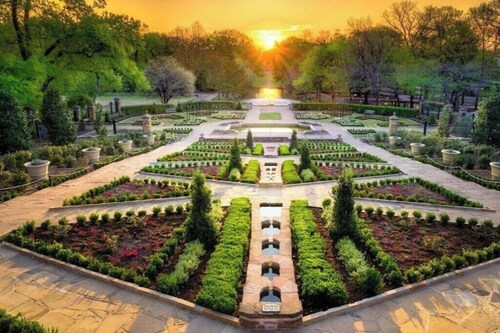 Private DFW Retreat Near Airport, Games & Dining