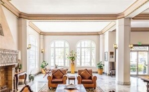 Interior - Luxury Cozy 1-bedroom studio in Brilliant Long Beach Downtown (Long Beach)