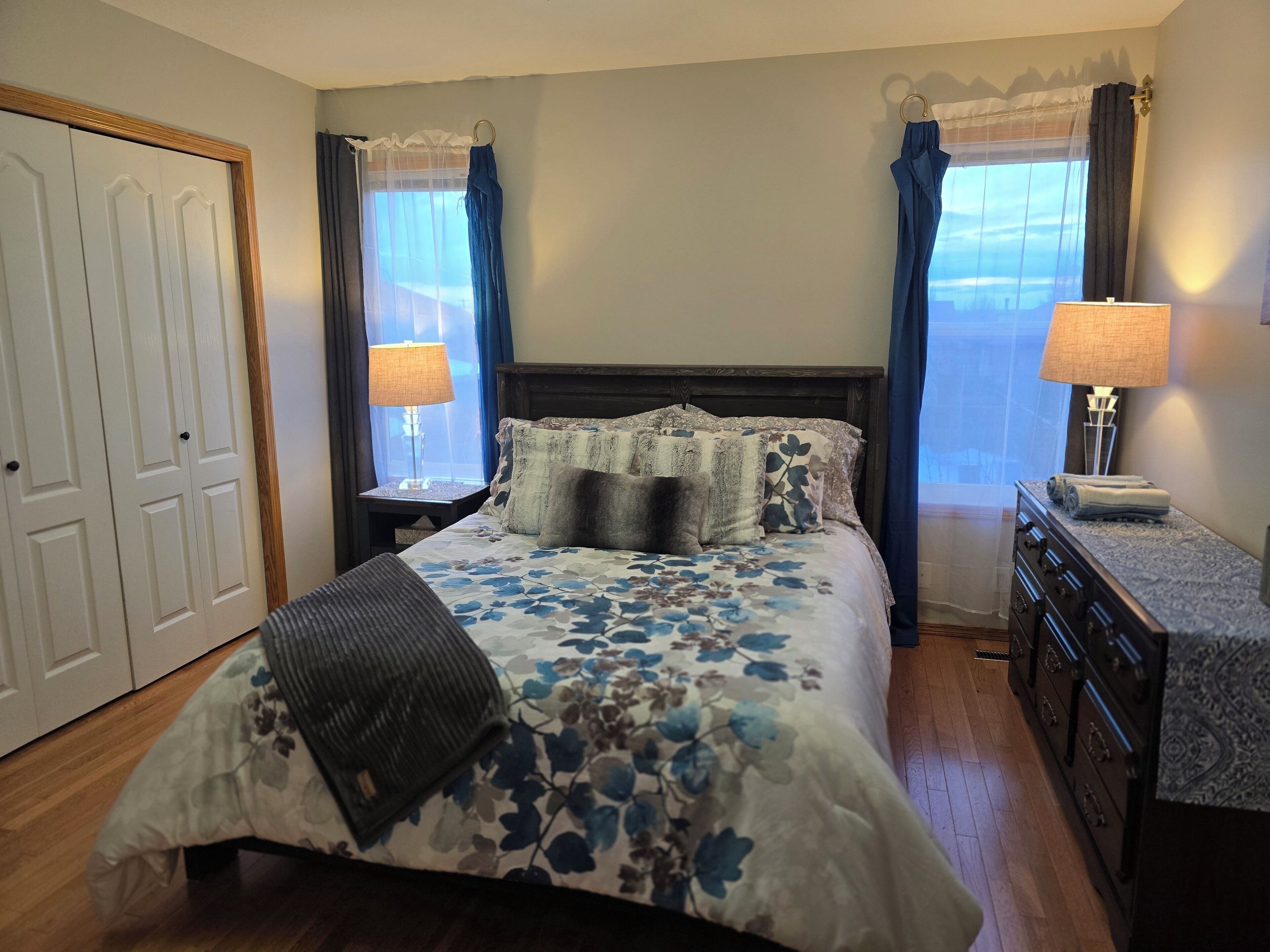 2 Schlafzimmer, Bügeleisen/Bügelbrett, WLAN, Bettwäsche