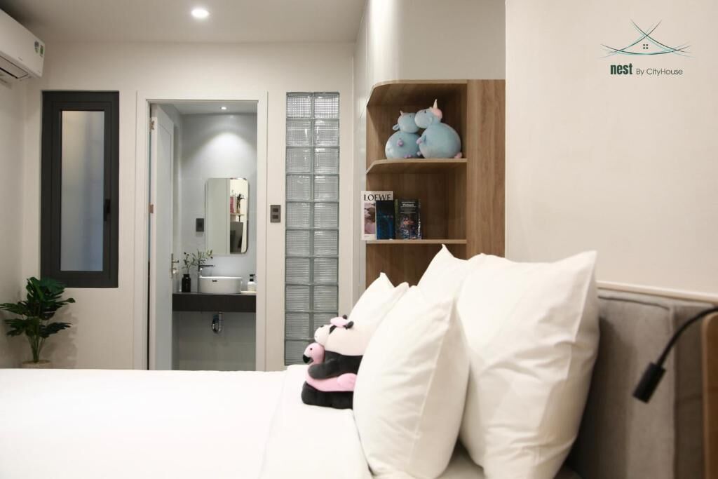 Caja de seguridad en la habitación y escritorio 