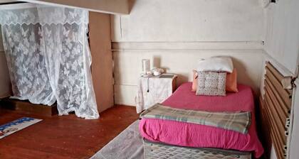 DĂșplex full equipado en ValparaĂso centro: 2 niveles, vistas cerros, ideal