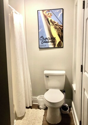 Towels, toilet paper - Cozy comfort 3 miles to Augusta National! (Augusta)