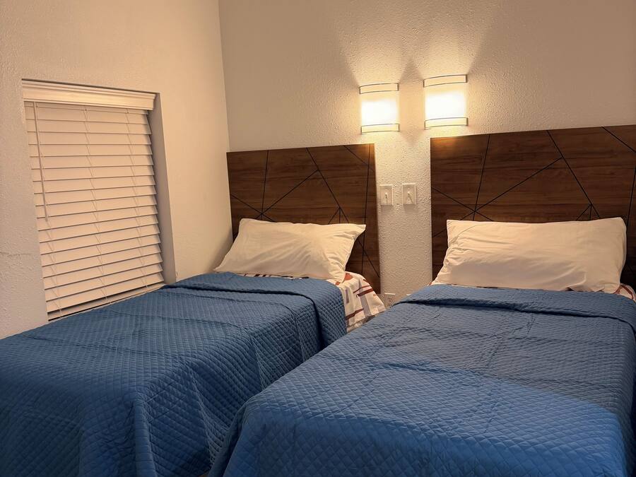 Tabla de planchar con plancha y wifi gratis