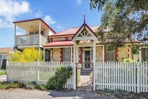Exterior - Classic Coastal Getaway Stroll to Cafes & Beach, Distant Views Upstairs Balcony (Port Elliot)