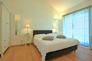 4 bedrooms, WiFi - Villa with pool and air conditioning (Orbanići)