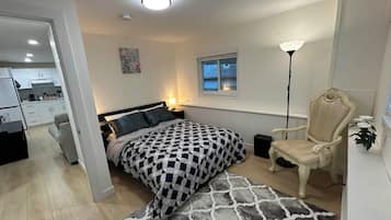2 bedrooms, desk, iron/ironing board, free WiFi
