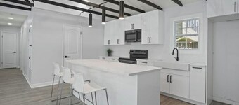 Spacious & Cozy 3-Bedroom Home- Riverdale Ga