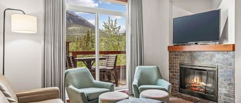 Télévision, cheminée