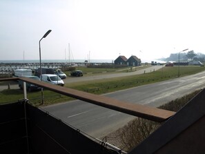 Property grounds - Apartment in the first row 180 degree sea wiew (Rudkøbing)