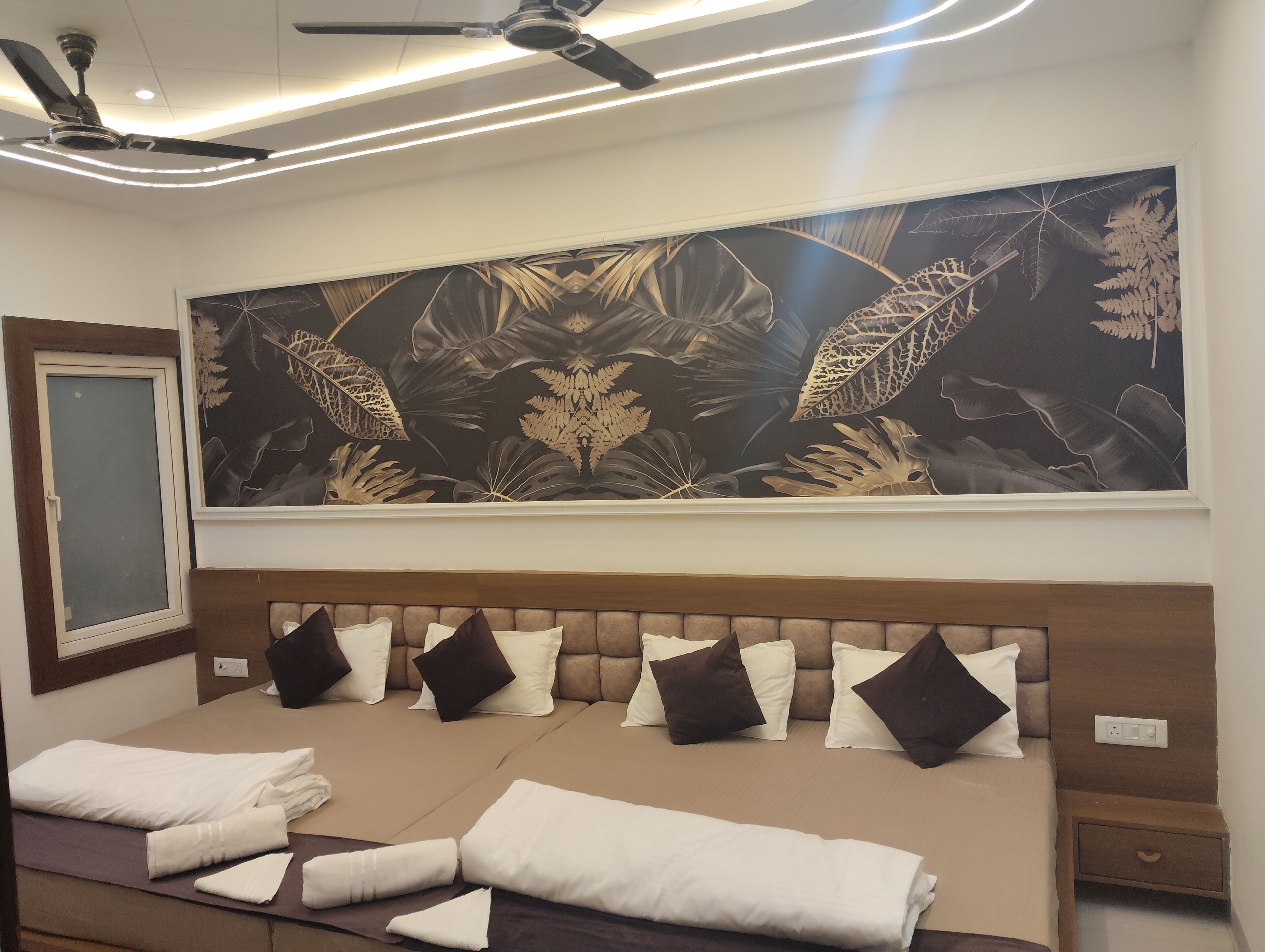 Deluxe Quadruple Room