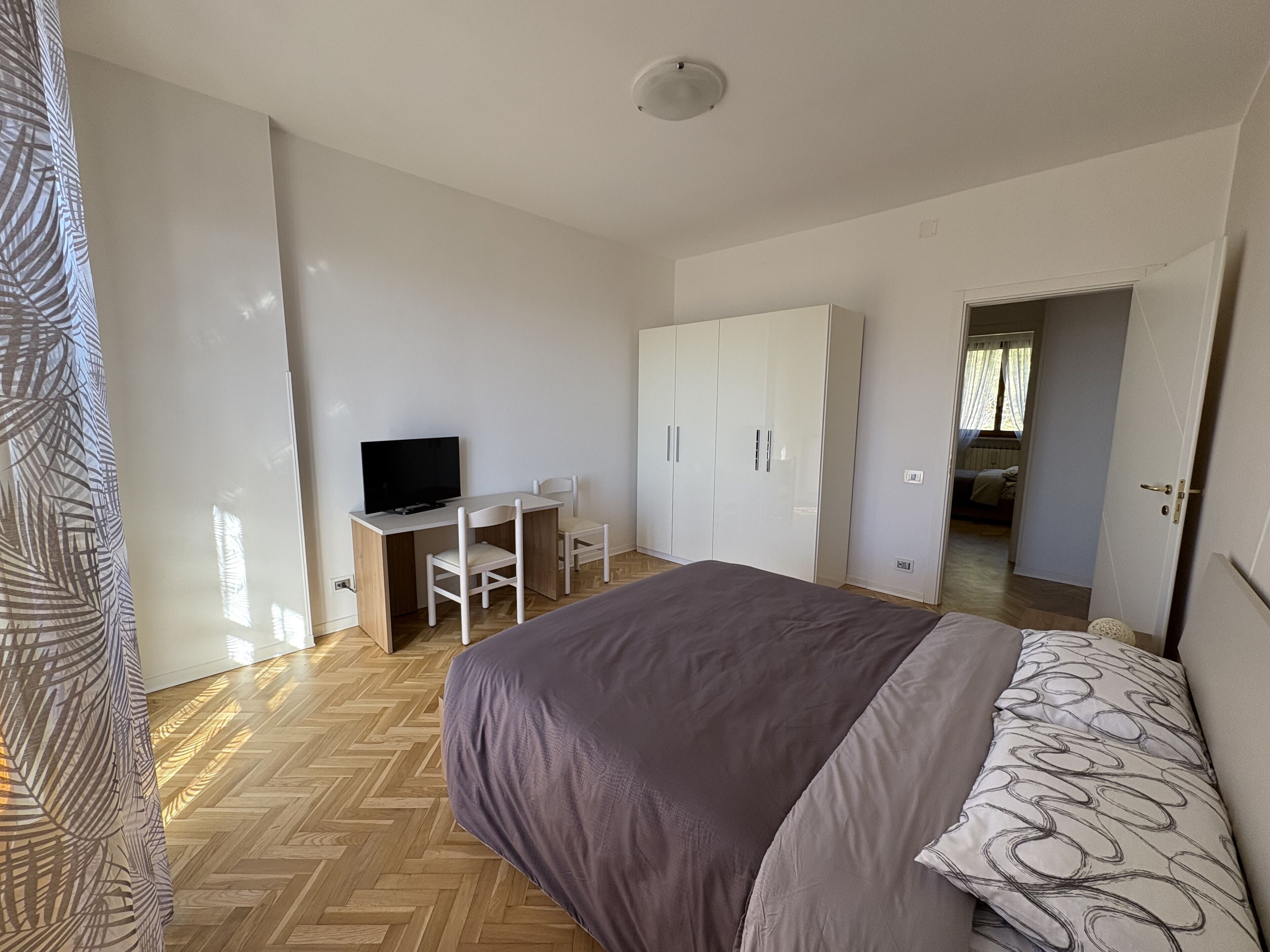 Skrivebord, strygejern/strygebræt, weekendseng, gratis Wi-Fi