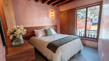 Caja de seguridad en la habitación, cortinas blackout y wifi gratis