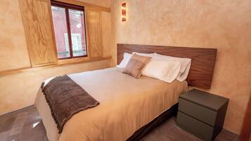 Caja de seguridad en la habitación, cortinas blackout y wifi gratis