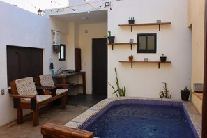 Outdoor spa tub - Descanso familiar o romantico con plunge pool (Mazatlán)