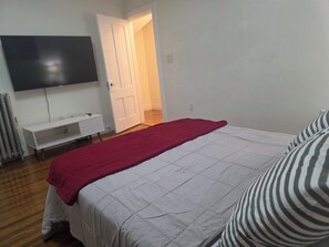 3 chambres, fer et planche à repasser, Wi-Fi, literie fournie