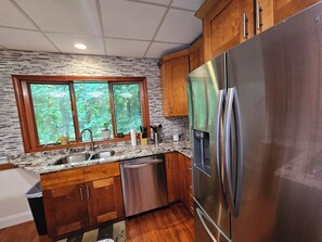 Private kitchen - Relaxing Home in Avon with Pool, Huge Yard, Private Deck and Amazing Amenities (Avon)
