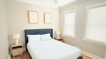 2 bedrooms, desk, iron/ironing board, free WiFi