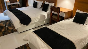 Triple Room | Free WiFi, bed sheets
