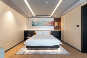 Iron/ironing board, free WiFi, bed sheets - aidiweiCjiudian (Zhuhai)