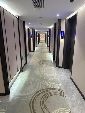 Kamar Double atau Twin | Interior