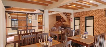 ye layeku boutique hotel pvt ltd