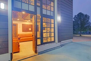 独立别墅 | 前台