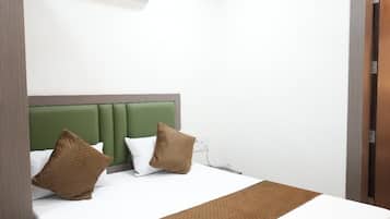 Desk, laptop workspace, free WiFi