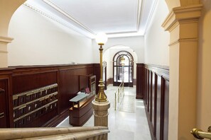 Villa | Reception