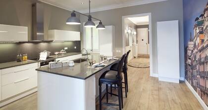 Belvilla by OYO Catalunya Palace Apartment