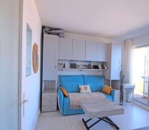 Living room - Studio for 2 People (Sainte-Maxime)