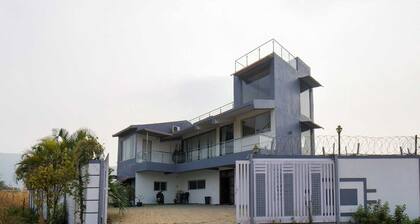 Arohi Villa 4bhk Villa by Palette