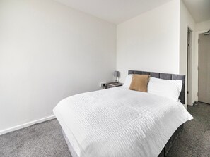 Room - Standard Quad Room (Salford)