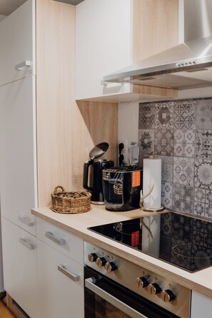 Fridge, oven, stovetop, dishwasher - Apartment with balcony for max. 6 persons, 75sqm (Kiefersfelden)