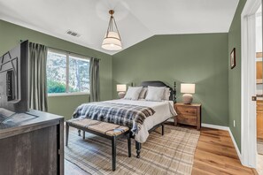 4 bedrooms, WiFi, bed sheets - The Oakhurst Twins 4BR/4BA ~ 20 Mins to Yosemite (Oakhurst)