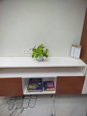 Studio Suite, Garden View | Interior - Kabayan's Hotel (Aliaga)