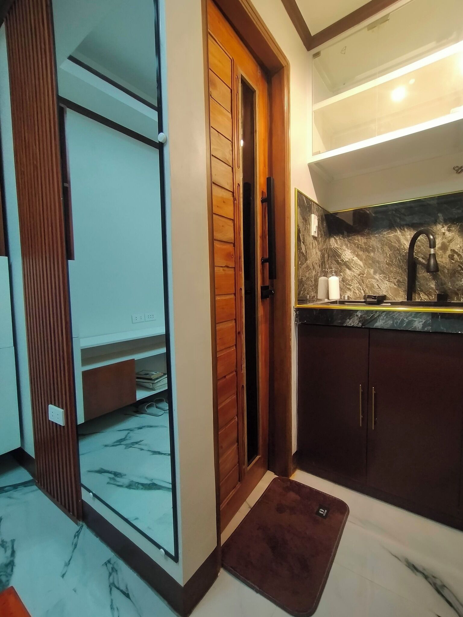 Suíte estúdio, vista para o jardim | Banheiro | Banheira, toalhas de banho, sabonete, shampoo