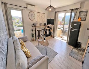 Living room - Studio for 2 People (Sainte-Maxime)