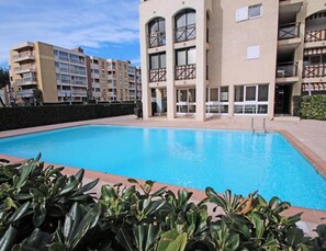 Outdoor pool - 2 Rooms for 4 People (Sainte-Maxime)