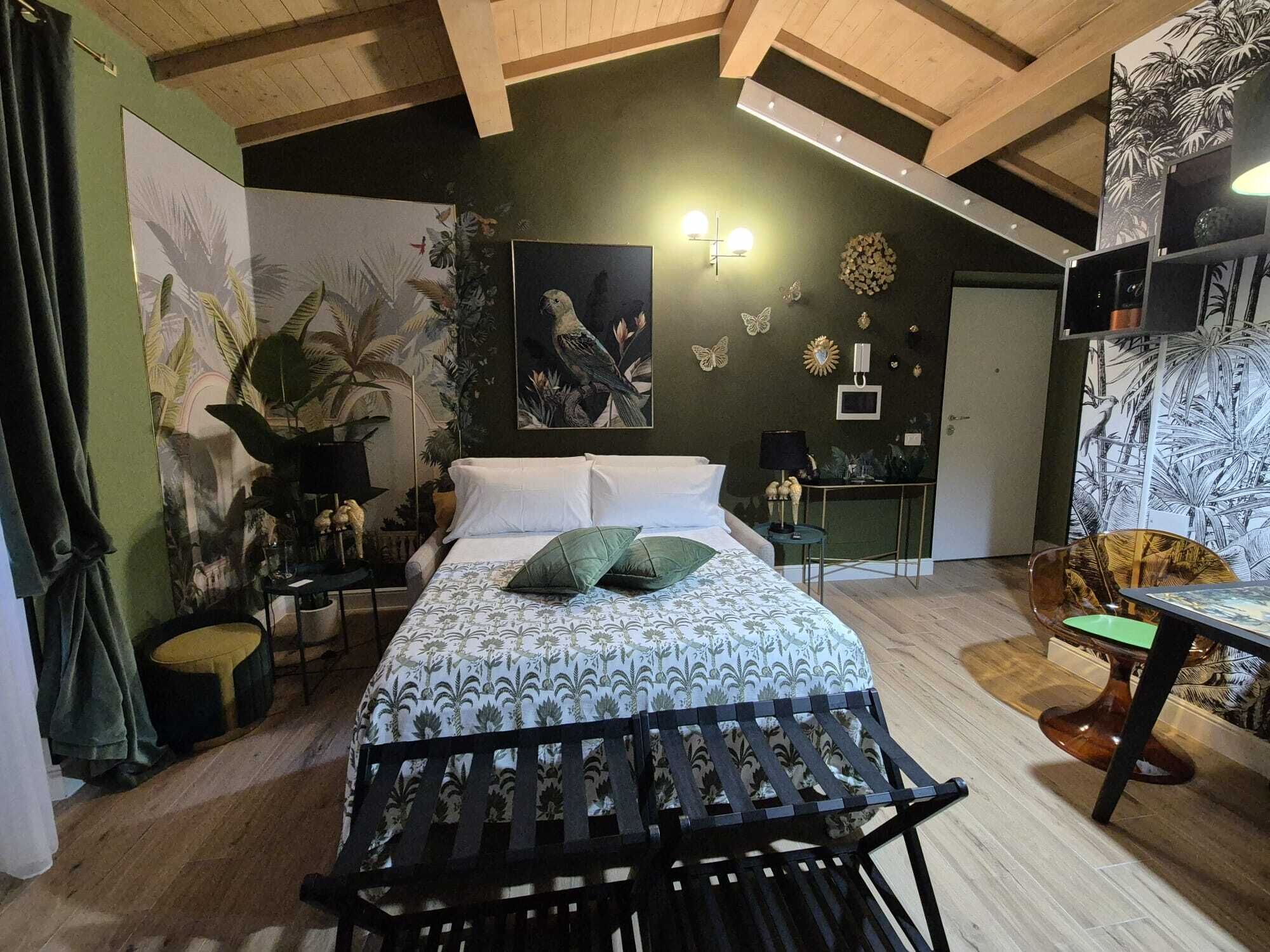 Desk, blackout curtains, iron/ironing board, free WiFi