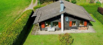 The smuggler's hut. Tiled stove, edge of the forest, fenced, up to 3 dogs welcome