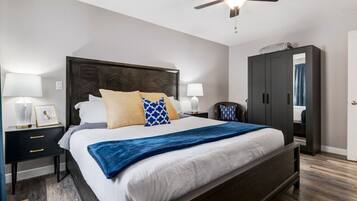 2 quartos, ferros/tábuas de passar roupa, Wi-Fi de cortesia