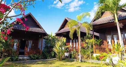 Kurnia Guest House and Spa