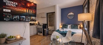 Chic Milwaukee Stay Near Lake & Local Hotspots