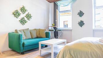 Basic Apartment | Iron/ironing board, free WiFi