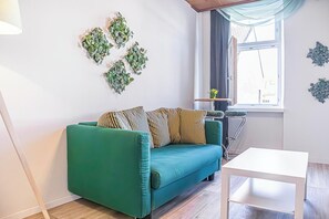 Quarto básico | Área de estar