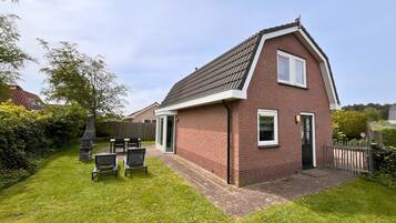 Bungalow | Exterior